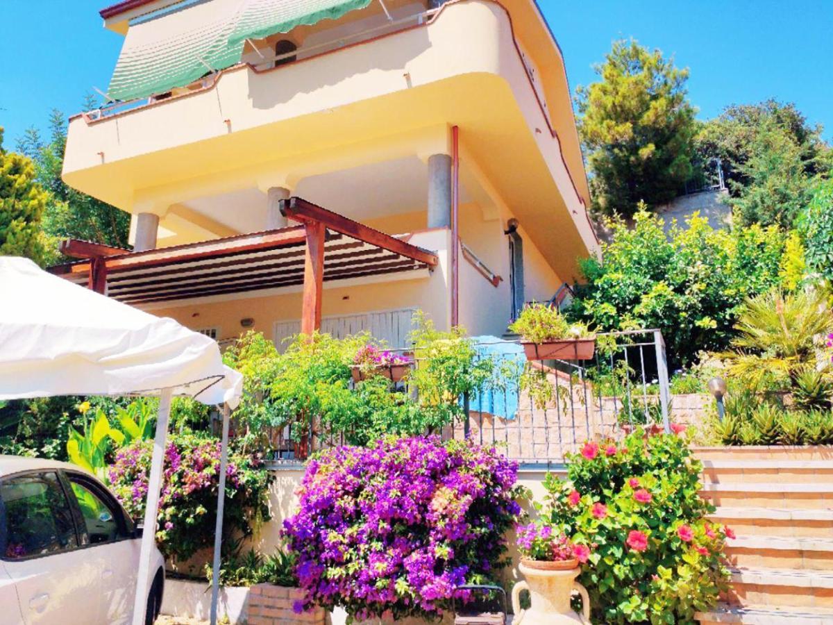 Villetta A Trebisacce Con Vista Mare Екстериор снимка